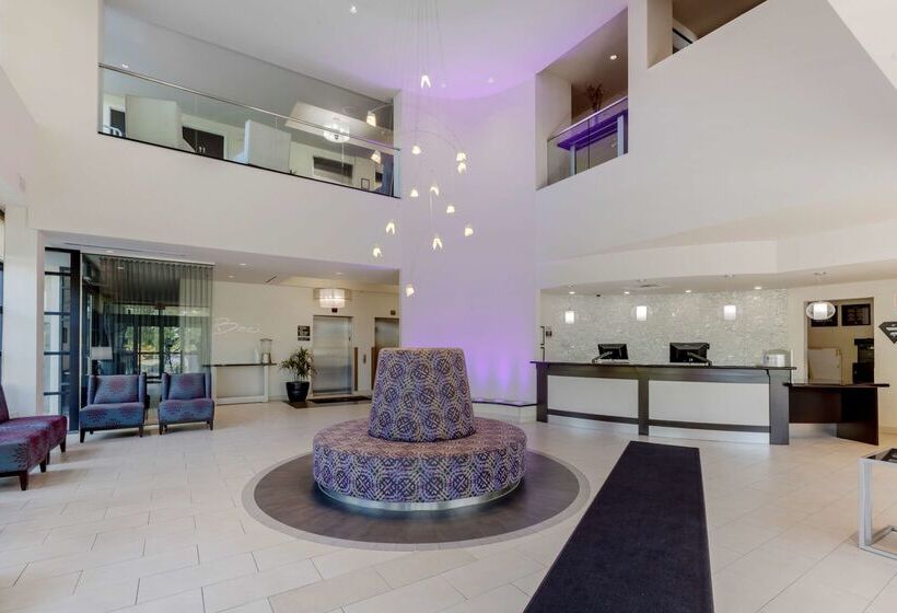 C Hotel By Carmen S, Bw Premier Collection