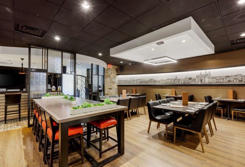 C Hotel By Carmen S, Bw Premier Collection