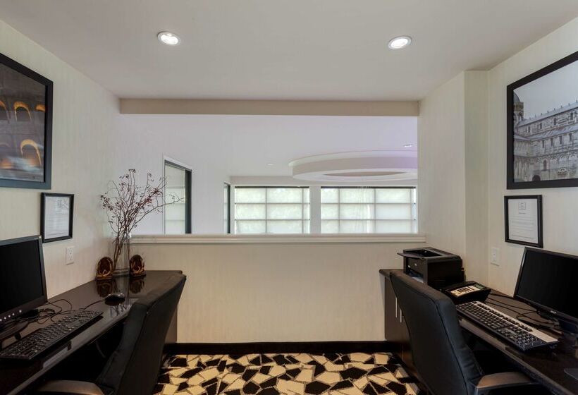 C Hotel By Carmen S, Bw Premier Collection