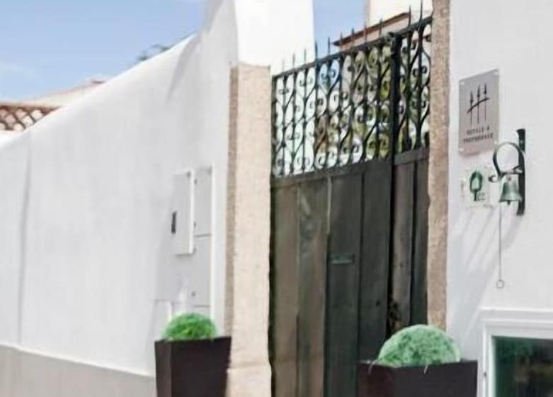هتل Casa Do Plátano   Arraiolos