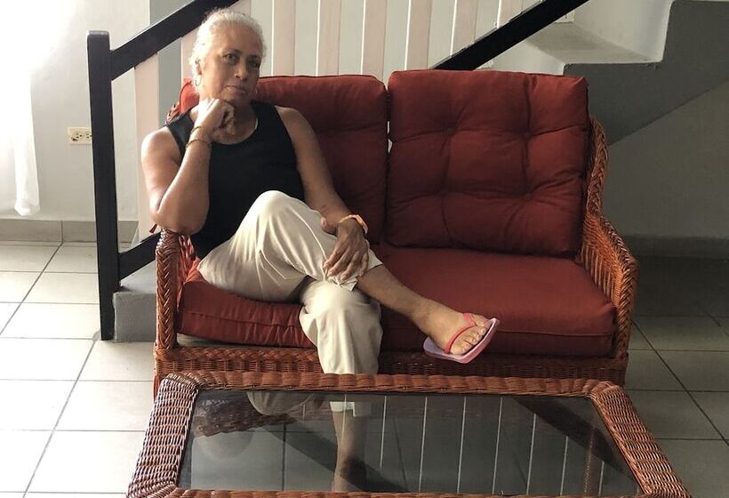 فندق Coningsby Inn