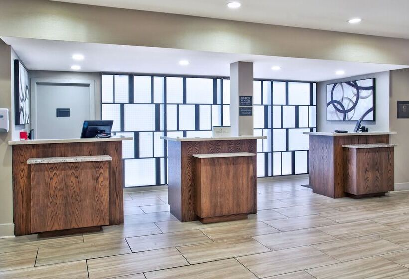 هتل Crowne Plaza Chicago Northbrook, An Ihg