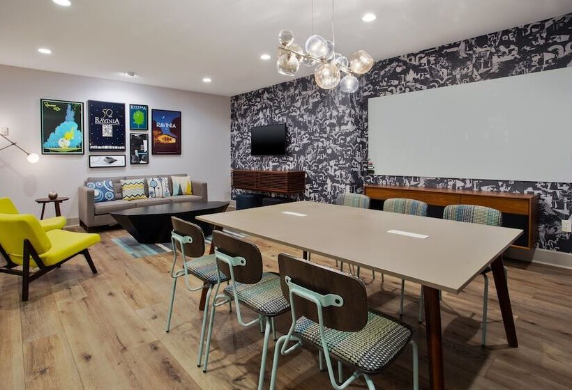 هتل Crowne Plaza Chicago Northbrook, An Ihg