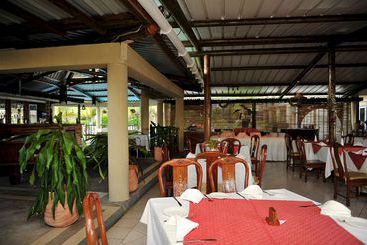 Hotel De Conti