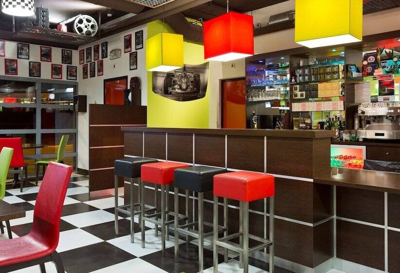 Enzo Hotels Thionville By Kyriad Direct