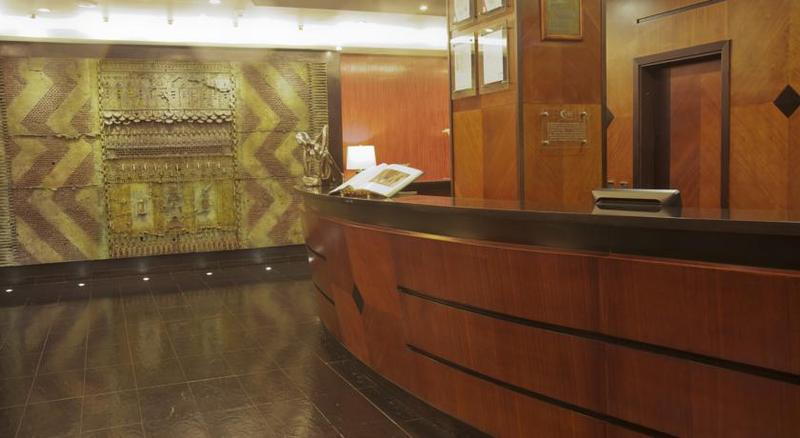 Ghl Hotel Abadia Plaza