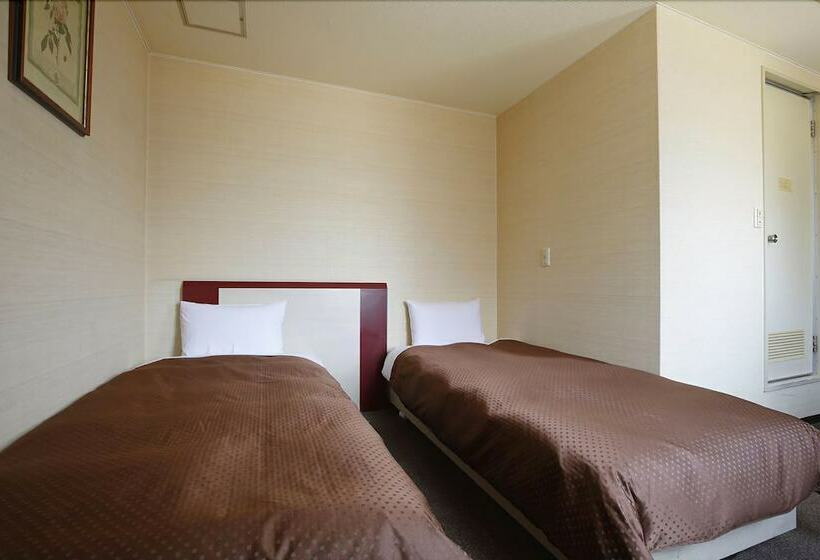 בית מלון כפרי Grampus Inn Osaka