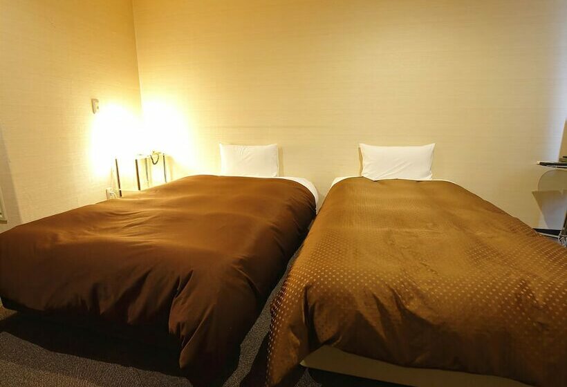 בית מלון כפרי Grampus Inn Osaka