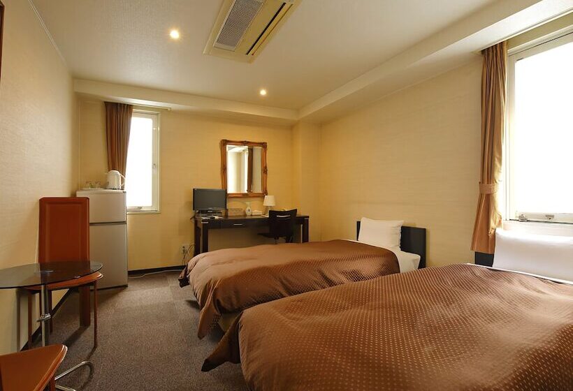 فندق Grampus Inn Osaka