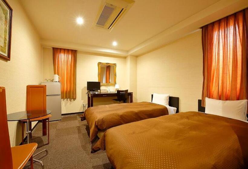 فندق Grampus Inn Osaka