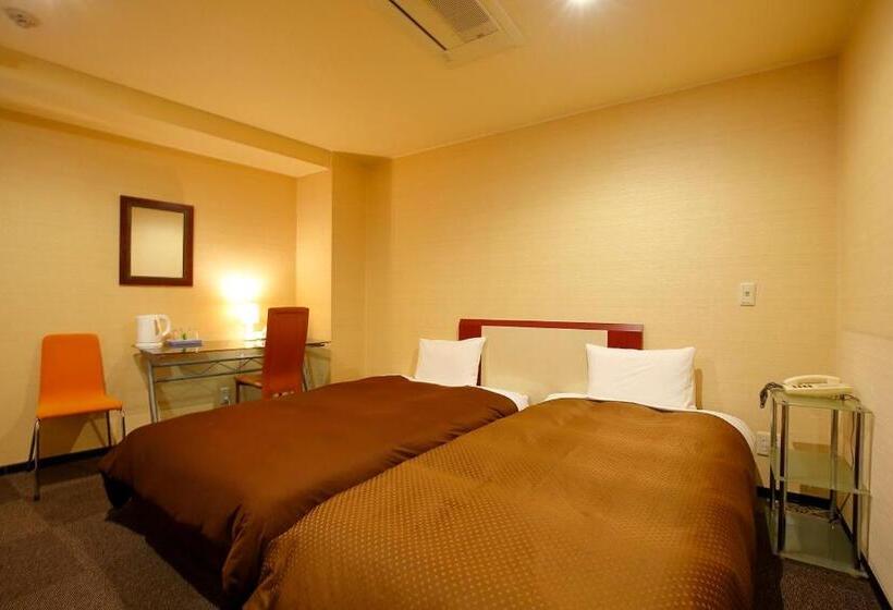 فندق Grampus Inn Osaka