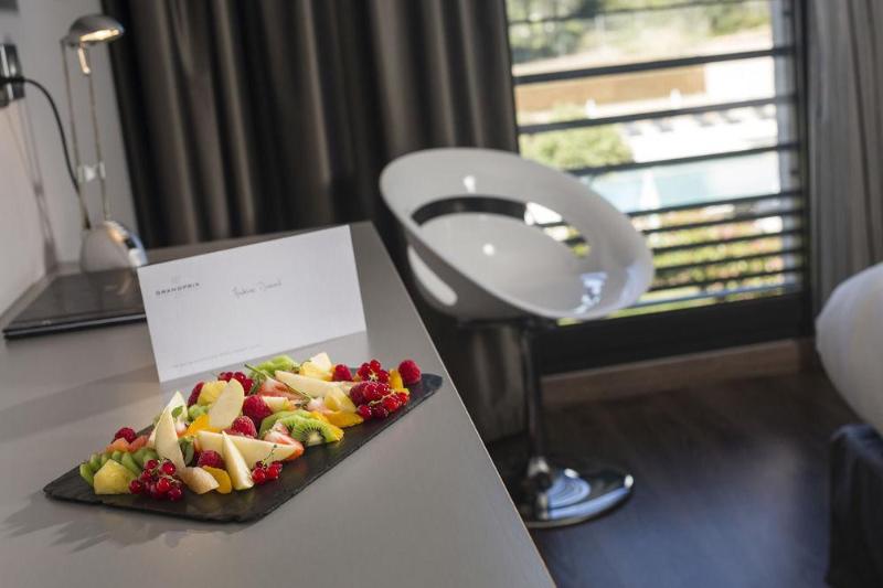 ホテル Grand Prix Hôtel & Restaurant