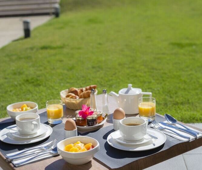 ホテル Grand Prix Hôtel & Restaurant