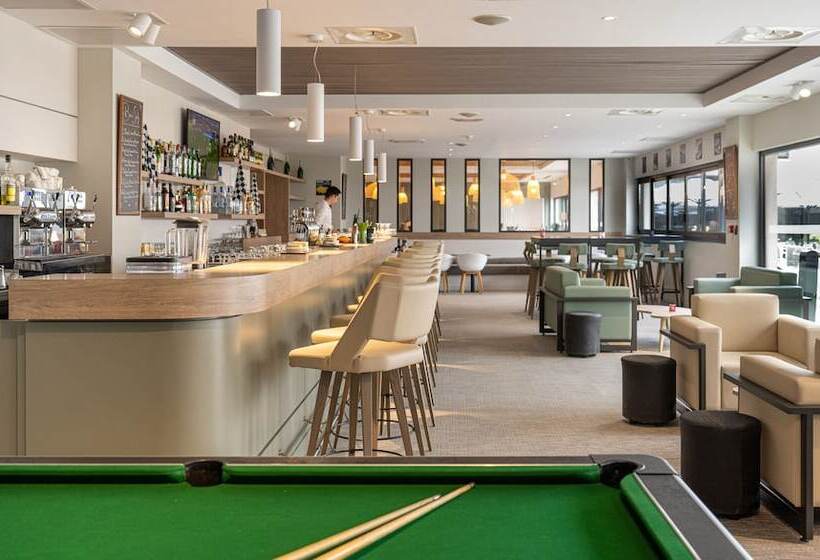 ホテル Grand Prix Hôtel & Restaurant