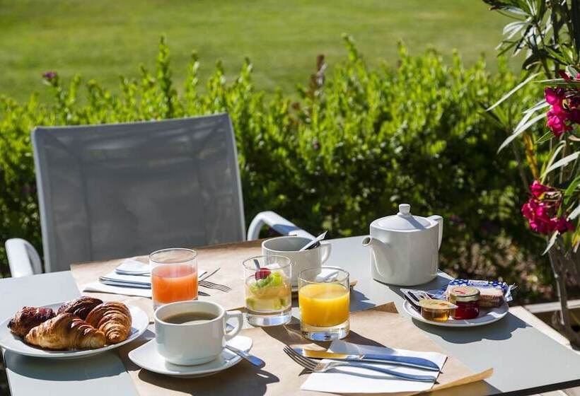 ホテル Grand Prix Hôtel & Restaurant