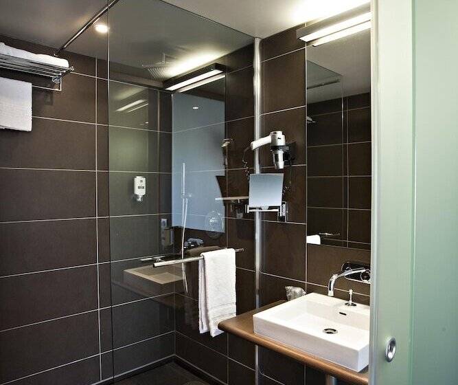 ホテル Grand Prix Hôtel & Restaurant