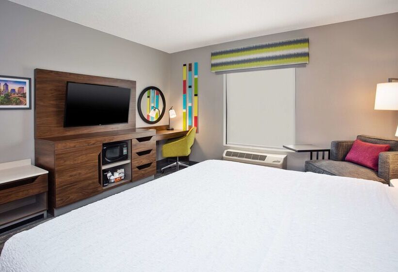 فندق Hampton Inn & Suites Tampa East