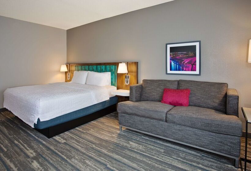 فندق Hampton Inn & Suites Tampa East