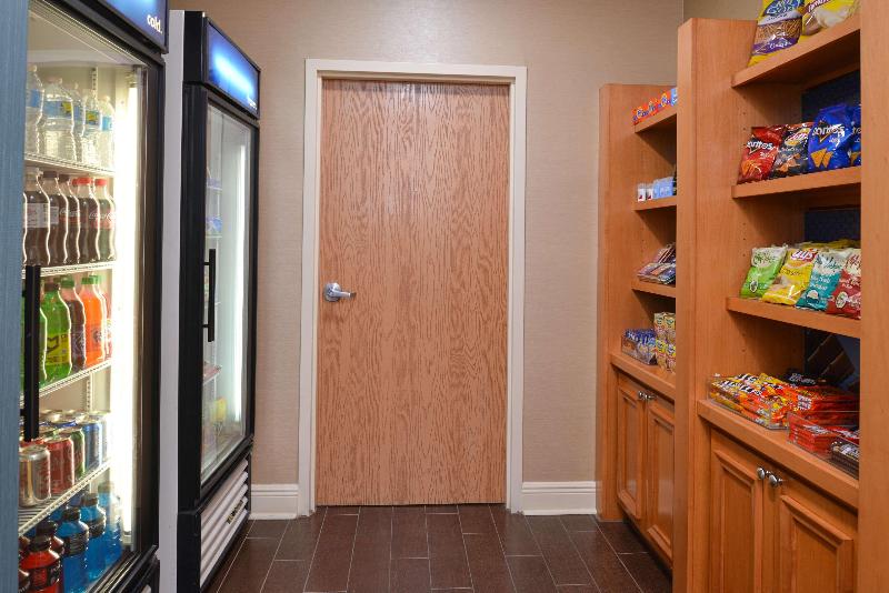 فندق Hampton Inn & Suites Tampa East