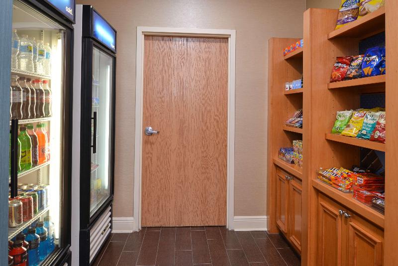 فندق Hampton Inn & Suites Tampa East