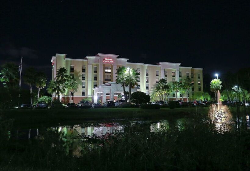 Отель Hampton Inn & Suites Tampawesley Chapel