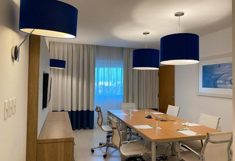 בית מלון כפרי Holiday Inn Acapulco La Isla, An Ihg