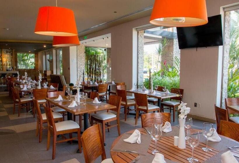 בית מלון כפרי Holiday Inn Acapulco La Isla, An Ihg