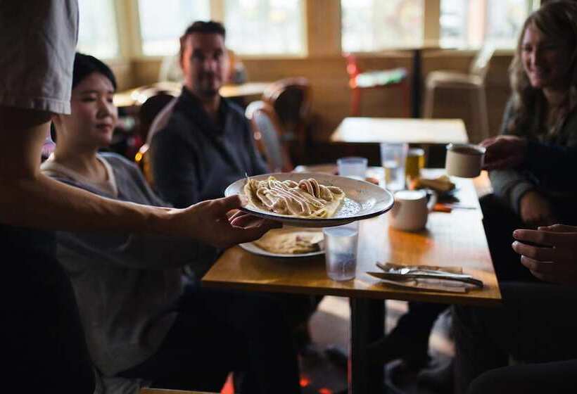 فندق Holiday Inn Saskatoon Downtown, An Ihg