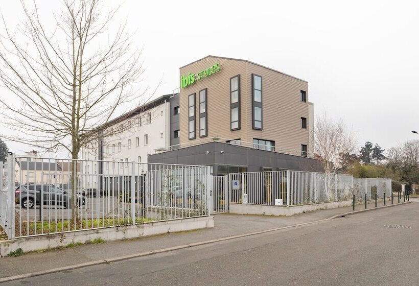 فندق Ibis Styles Versailles Saint Quentin En Yvelines