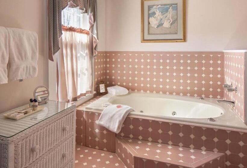 فندق Isaiah Jones Homestead Bed And Breakfast