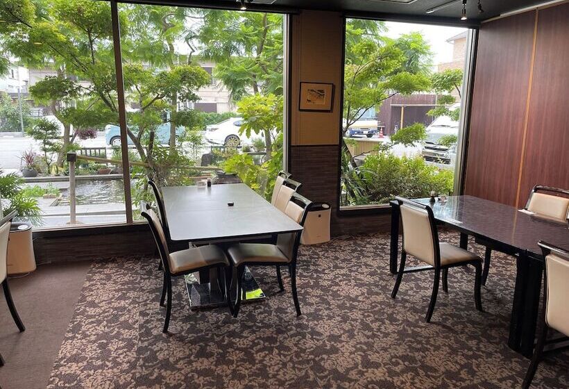 Kansai Airport Spa Hotel Garden Palace