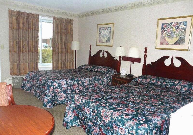 هتل Knights Inn Lenox