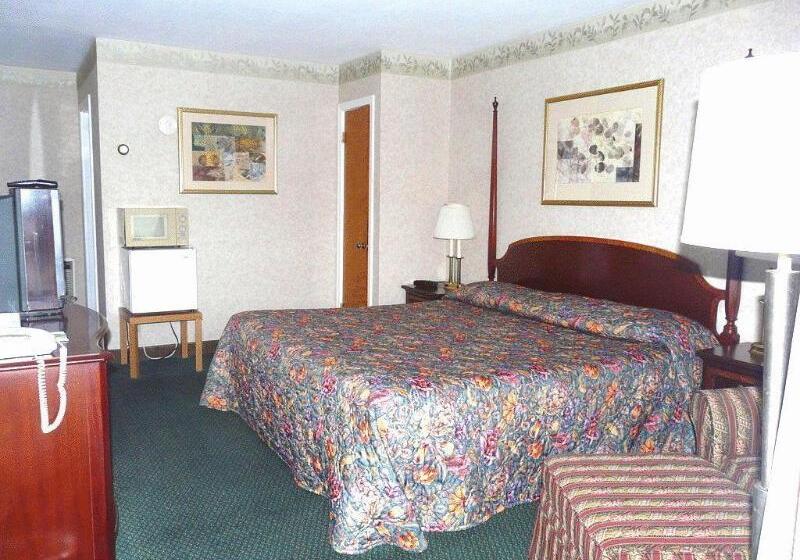 هتل Knights Inn Lenox