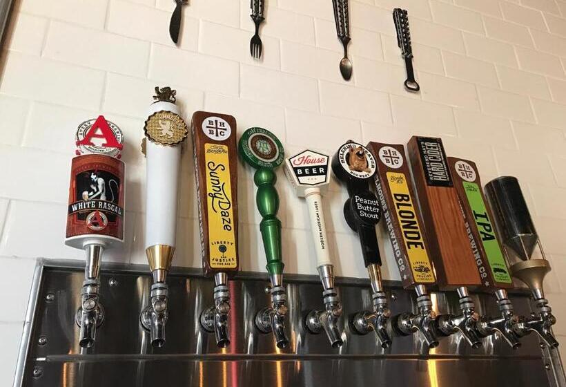 فندق Knights Inn Los Angeles Central / Convention Center Area