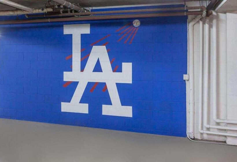 فندق Knights Inn Los Angeles Central / Convention Center Area