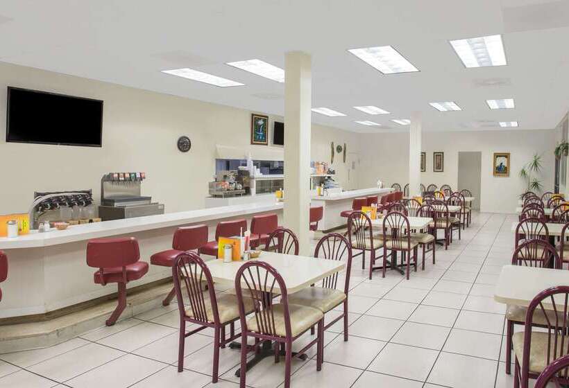 ホテル Knights Inn Pico Rivera