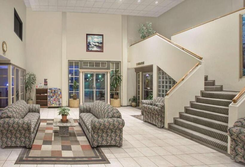 ホテル Knights Inn Pico Rivera