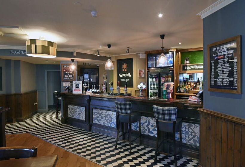 فندق Oaklands By Greene King Inns