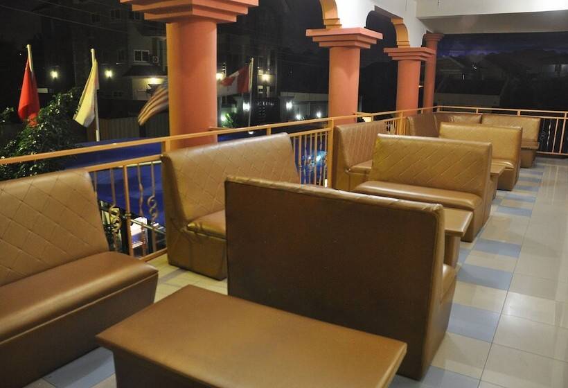 בית מלון כפרי Oscarpak Royal