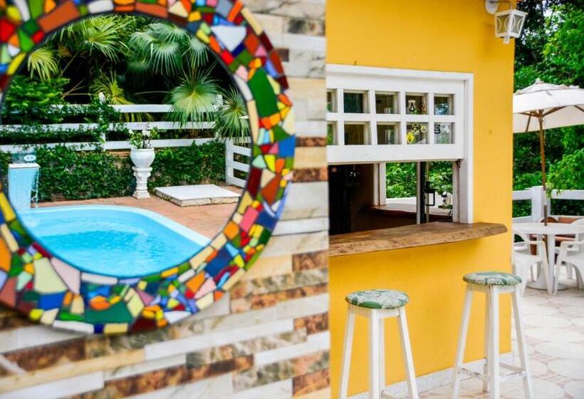 בית מלון כפרי Pousada Das Arvores