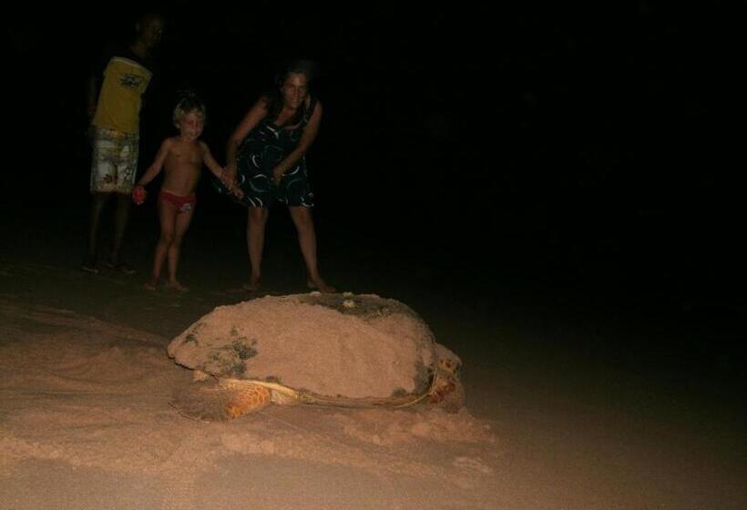 בית מלון כפרי Pousada Lagoa Do Cassange