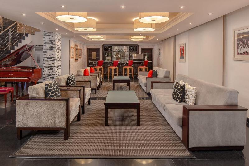 Protea Hotel By Marriott Lagos Kuramo Waters