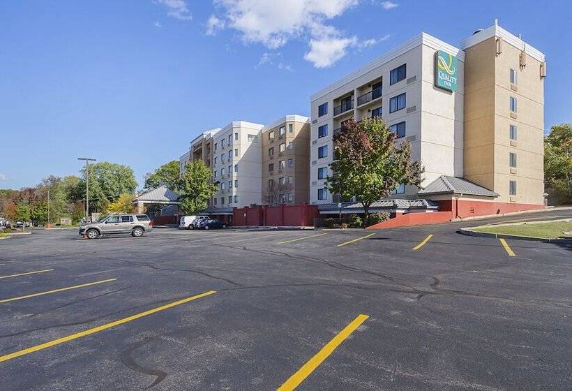 فندق Quality Inn Bostonrevere