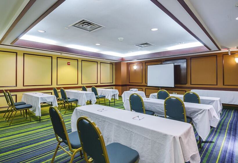 فندق Quality Inn Bostonrevere