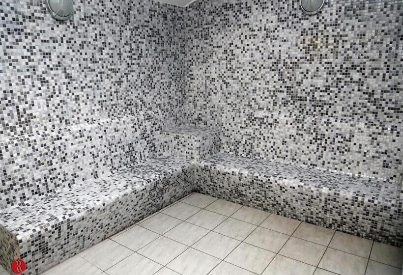 호텔 Ramada Plaza By Wyndham Kahramanmaras