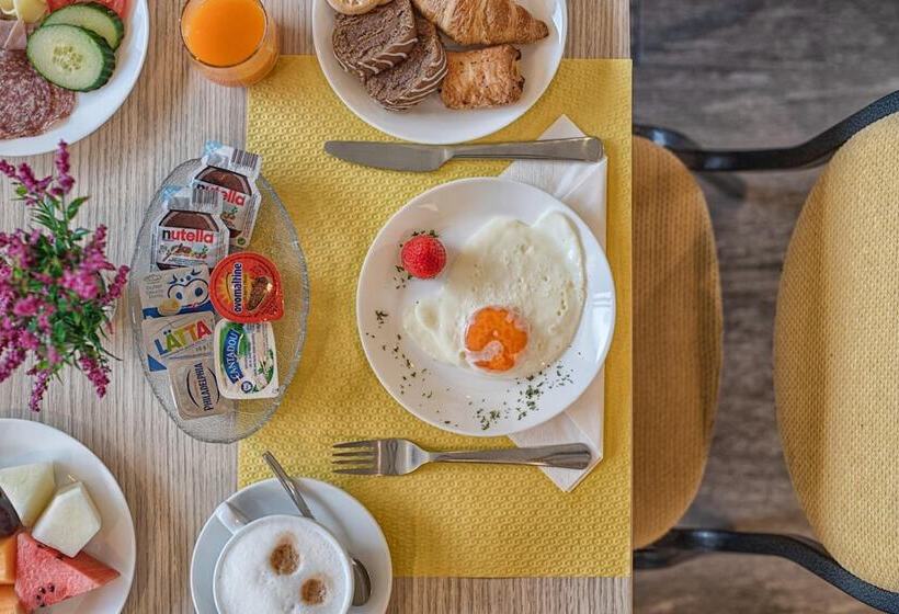 Отель Residence Loren Contact & Contactless Checkin