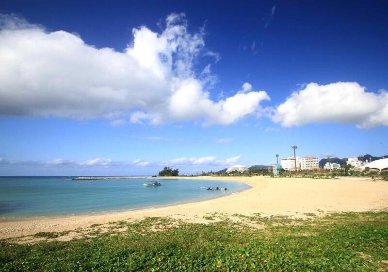 בית מלון כפרי Route Inn Nago