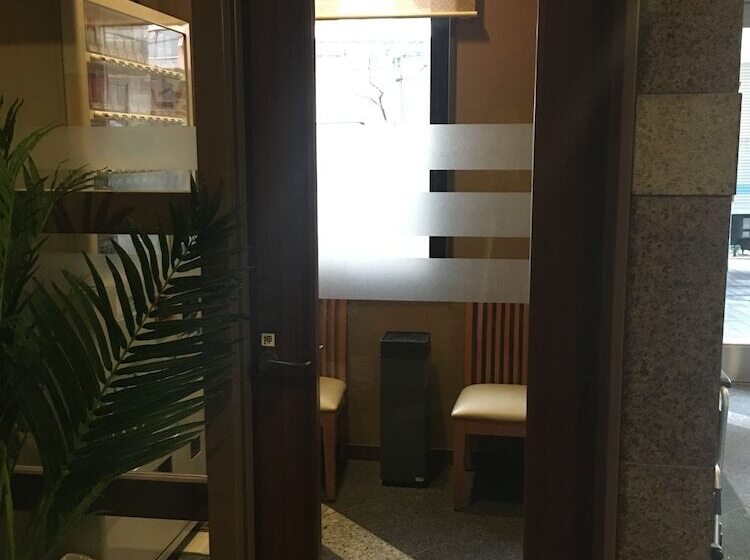 Отель Route Inn Tosu Ekimae