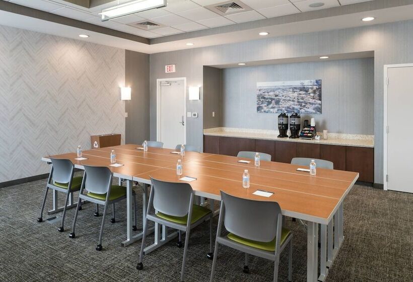 Отель Springhill Suites Alexandria Southwest