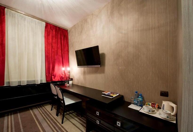 Hotel Symfonia Osjaków